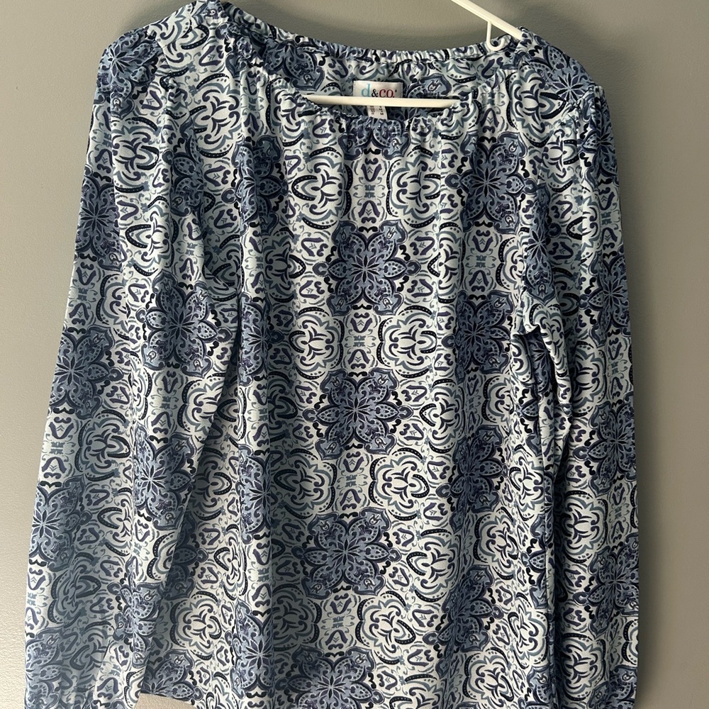 D and Co Navy and White Patterned Blouse